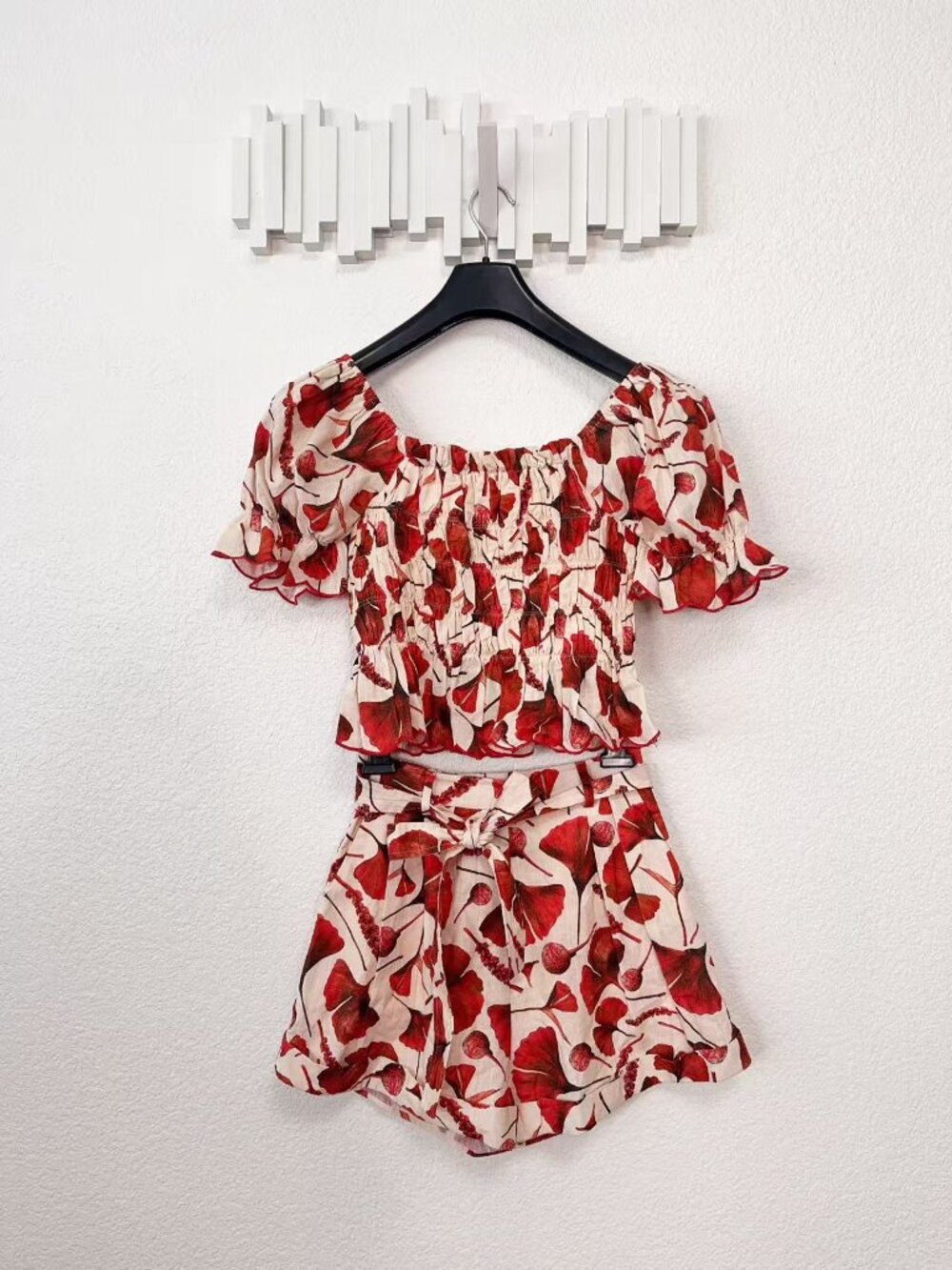 En Saison Josie Top and Belted Shorts Set $194 Size Small - Picture 8 of 11